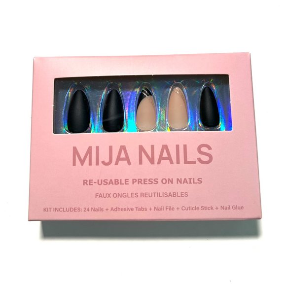 *BOGO* Almond Shape Black & Nude Press On Nails - Picture 2 of 5